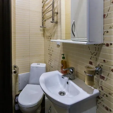 8 Svyatoho Teodora Square