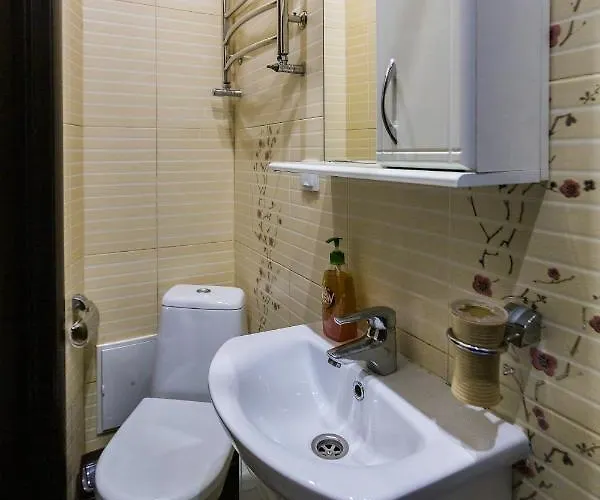 8 Svyatoho Teodora Square