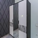 8 Svyatoho Teodora Square Daire